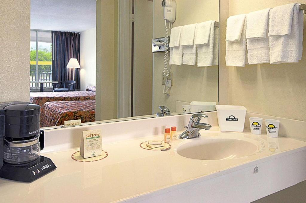 Days Inn By Wyndham Donalsonville Zewnętrze zdjęcie